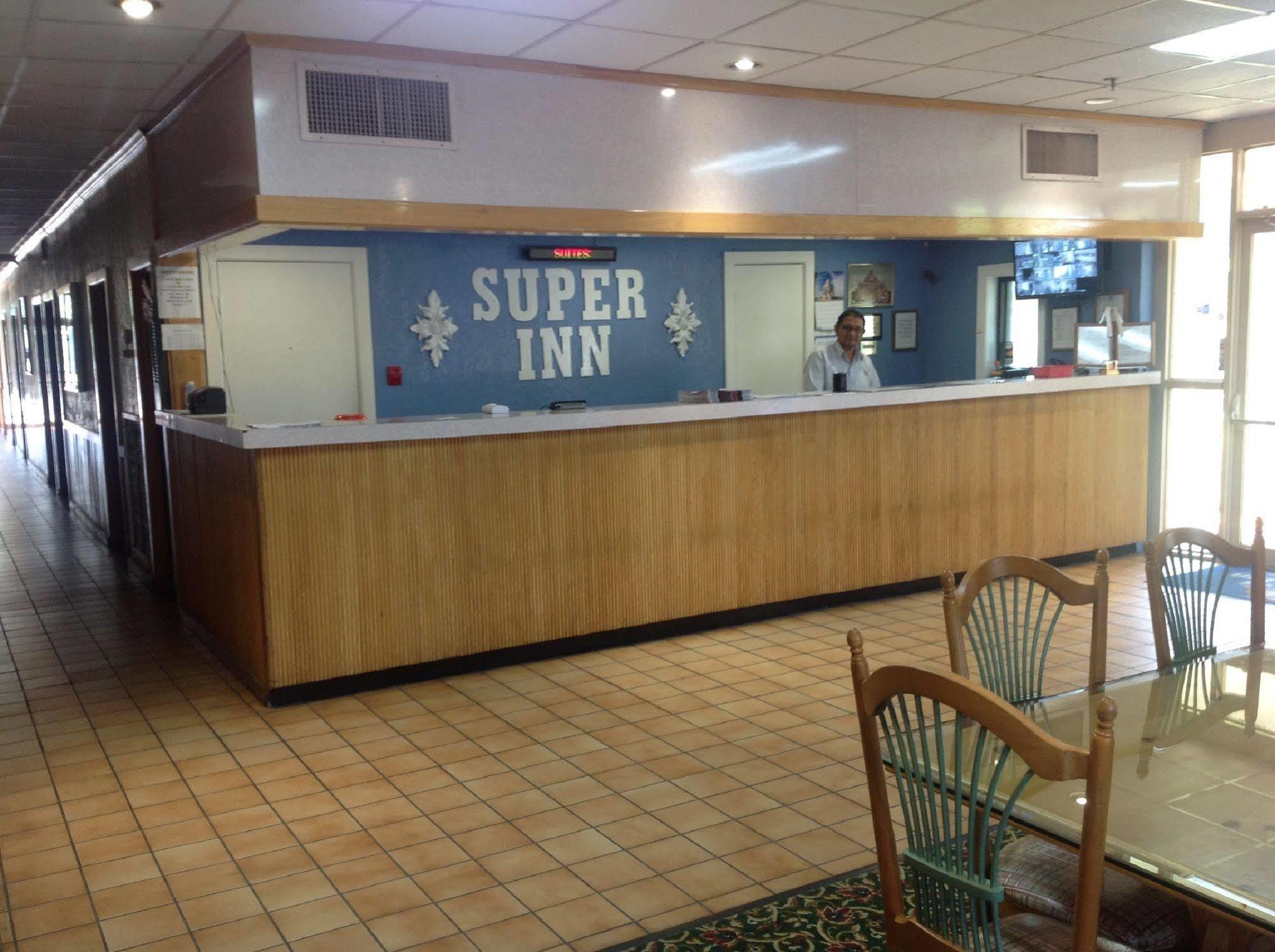Super Inn & Suites By Oyo Milledgeville Exterior photo